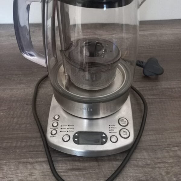 LOT: 2092 – Breville Tea Maker Kettle